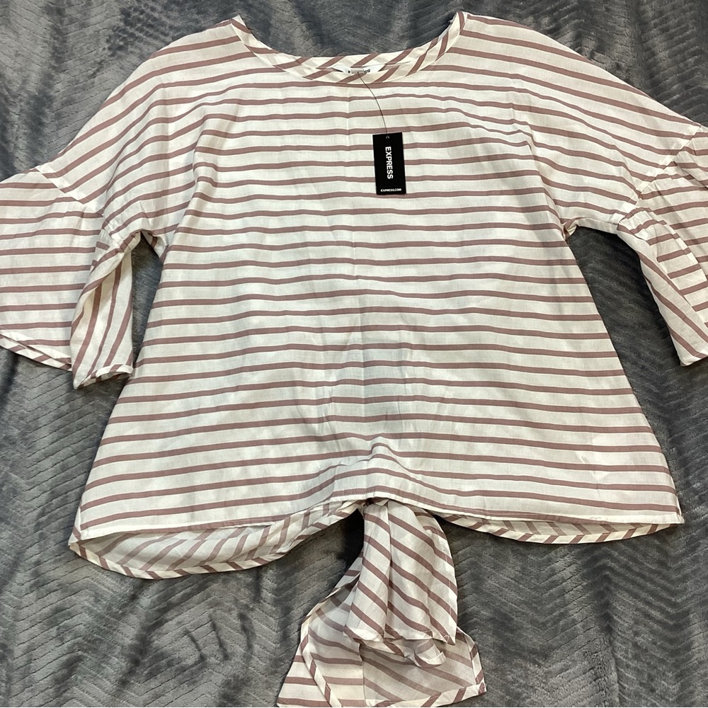 NWT Express Striped Tie Back Flared 1/2 Sleeve Blouse XS.
